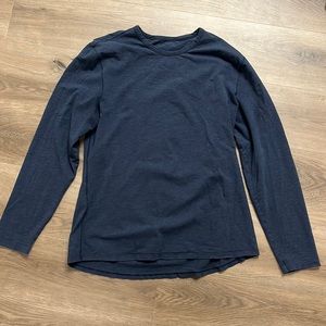 Lululemon long sleeve tee. L dark blue.